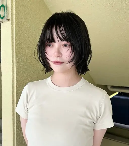 【秋の先取り透明感】顔周りレイヤーカット+赤み消しカラー+艶トリートメント🐬