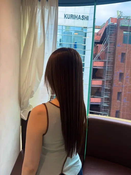 ブリーチ毛🙆♀️ 酸性ストレート➕カット