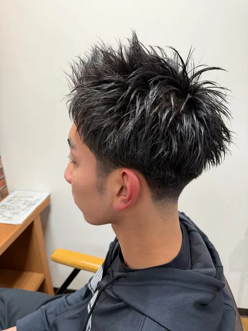 メンズカット　フェードカット込みシャンプー込み