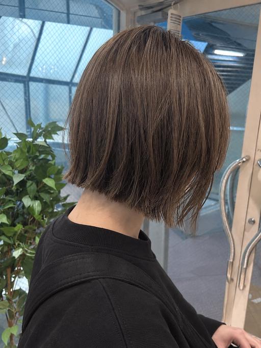 切りっぱなしボブ