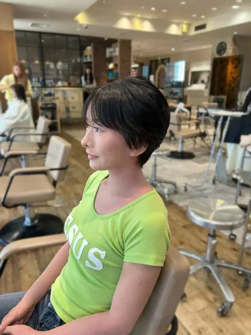 《9/29限定》残り1名様✨くびれショートカット+うる艶トリートメント付きマッサージ💆♀️