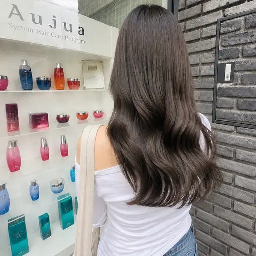 《8月限定メニュー🌕》 カラー+トリートメント