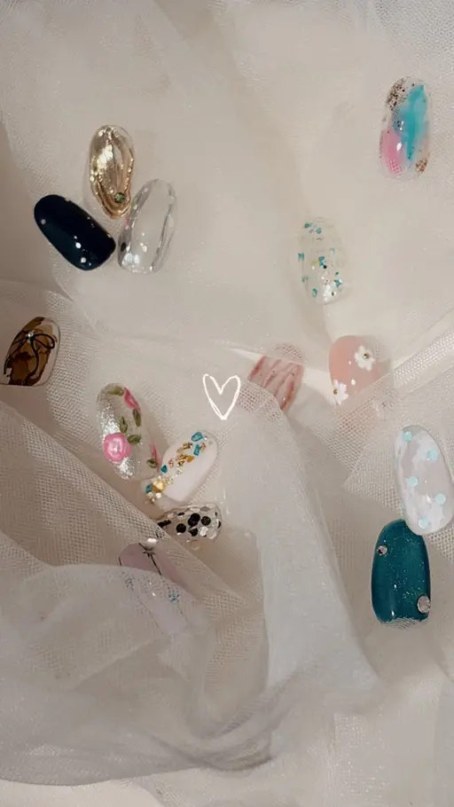選べるアート💅オフ有り💖4本（片手2本ずつ）