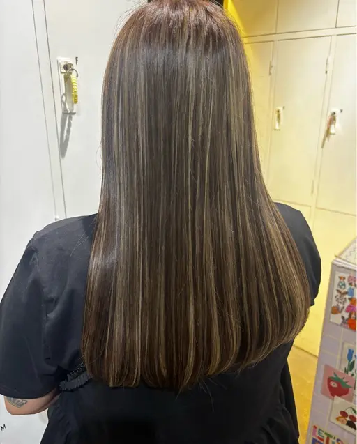 【平日限定】🫧ハイライト+全体カラー🫧1名限定✨社会人様30%OFF🙌🏻
