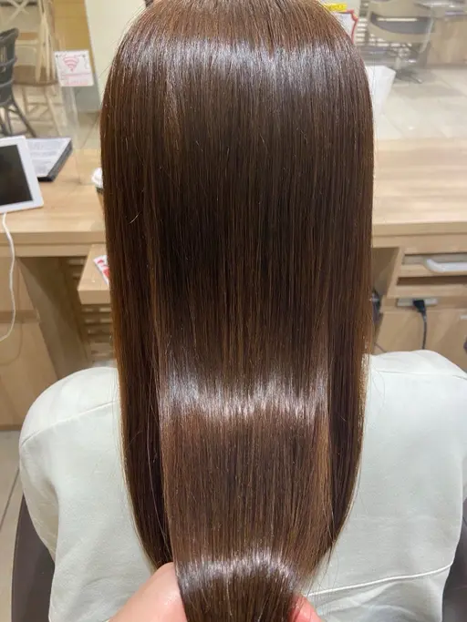 【月火木土曜17時以降限定】顔周り似合わせカット💇🏻♀️✨×透明感カラー🫧