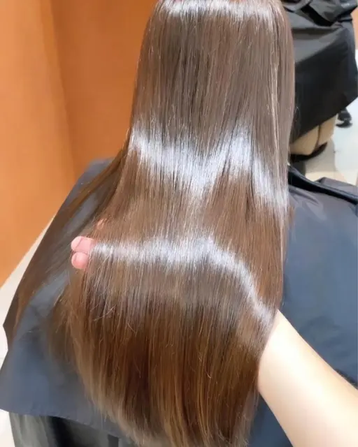 👑人気No1👑艶カラー➕カット➕髪質改善ラポールトリートメント❣️(ダブルカラー不可)