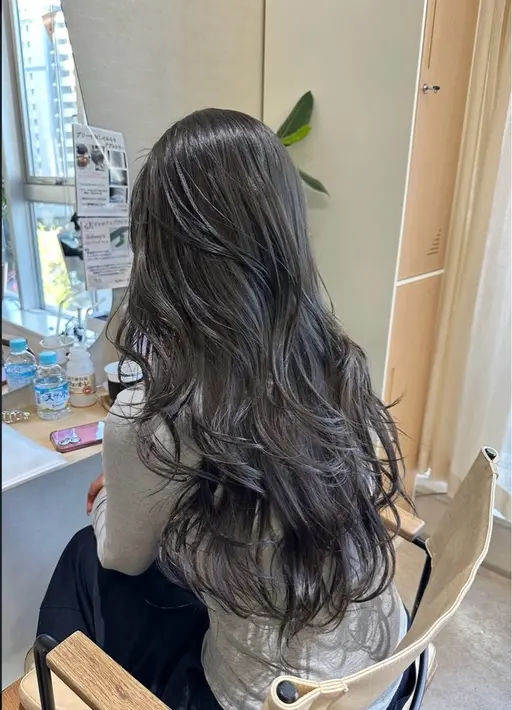 🩷赤み抑えたい人オススメ🩷イルミナカラー🌿➕コーティングトリートメント🫧前髪、顔まわりカット付✂️土日+500円