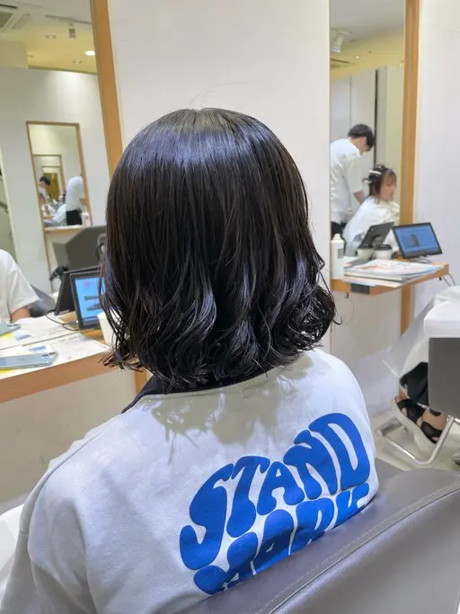 【10〜20代の方限定!平日限定】🫧コテ巻き風ボブパーマ🫧
