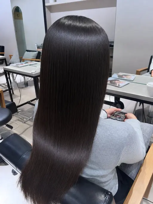 地毛風縮毛矯正🫧自然で柔らかいストレートに✨