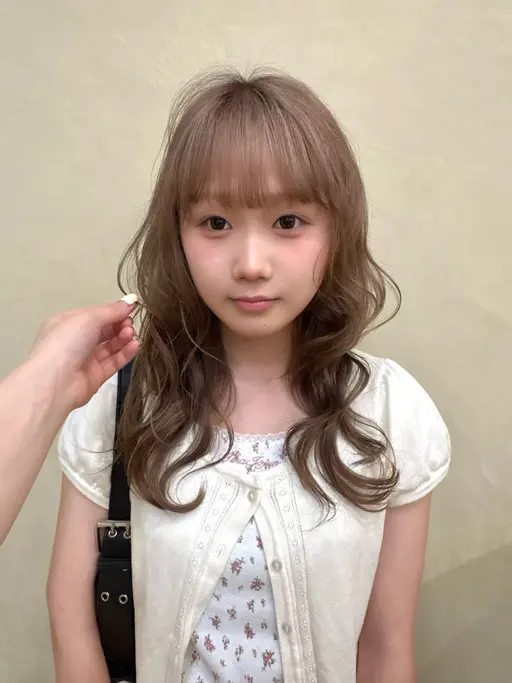 🎀【今よりも明るくしたい方】🩰全体ブリーチ+艶カラー✨