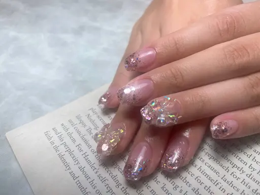 ✨オフなし✨7月限定🕊️ラメグラホログラ💅🏻4400円パーツ付け放題