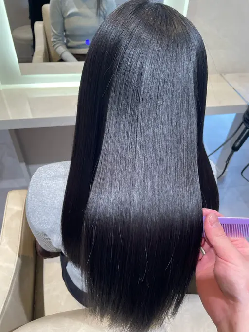 ✨髪質改善トリートメント+ケアカット(毛先1〜2cm)✨ヘアケアにこだわっている方にオススメです♪