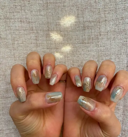 10本長さ出し＋おまかせニュアンスネイル🦋