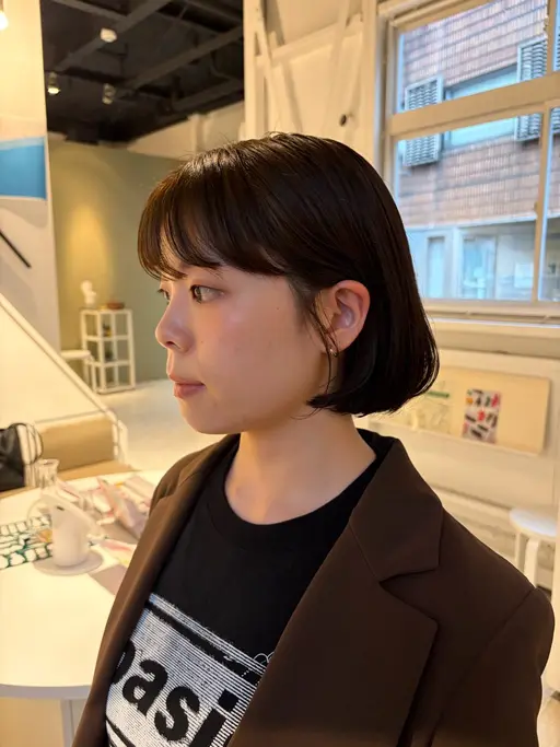 カット＋透明感カラー🩵　限定価格！💫※ロングヘアヘア（肩下）＋1000円頂きます🙇🏻‍♀️