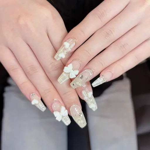 【ハンド】持ち込みコース(凝ったデザイン)🥀¥4,980 (ご予約リクエストと同時にご希望のデザインお送りください!)