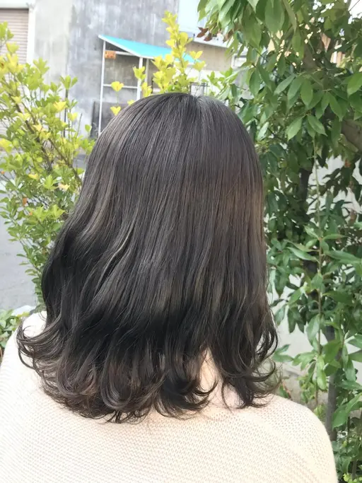 ブリーチ無しで透明感のあるカラーor就活、実習などでオシャレに暗くしたい方にオススメ✨