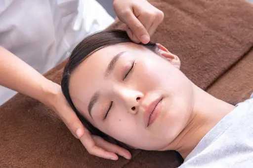 💛OPEN記念💛≪グーグル口コミ投稿お約束価格≫小顔矯正と骨盤矯正＋悩み別オプション60分5800円→０円