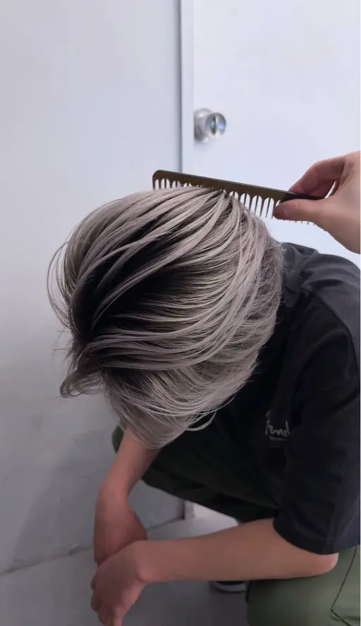 【9月限定クーポン🍿】カット➕ブリーチ➕バレイヤージュ➕トリートメント➕ヘアセット