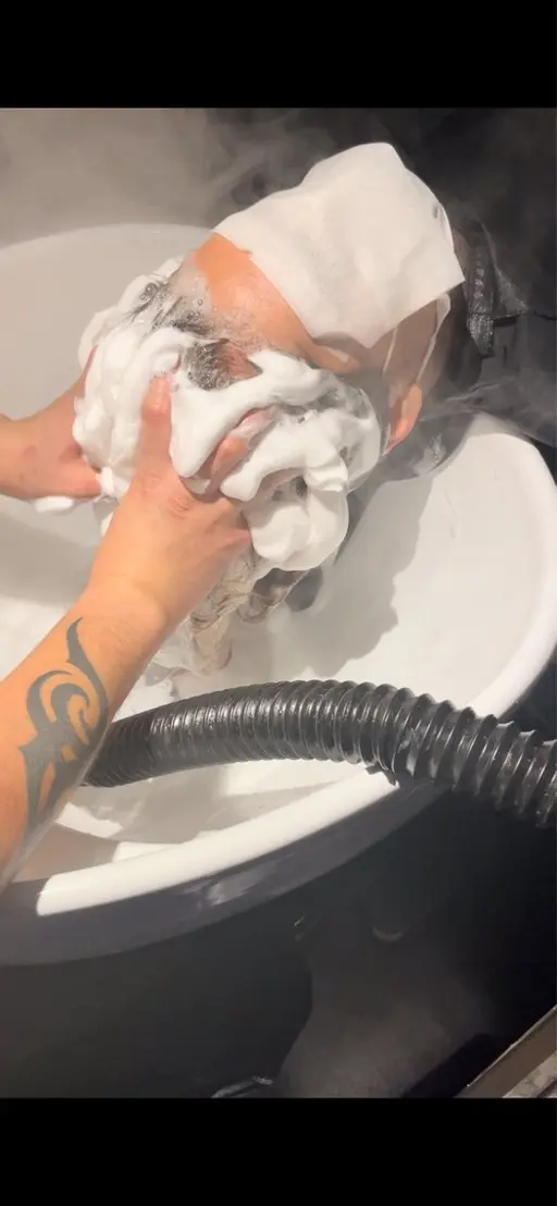 🚨平日限定クーポン🚨✨💆クリームヘッドスパ60分💆（シャンプーブロー込み）8800円✨