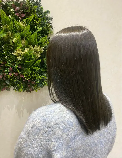 ［🌟8月限定🌟］透明感カラー➕カット➕美容液トリートメント