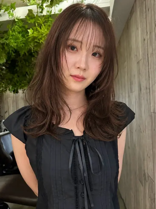 骨格矯正小顔レイヤーカット✂️+大人艶感透明感カラー🌈+高タンパク質トリートメント✨
