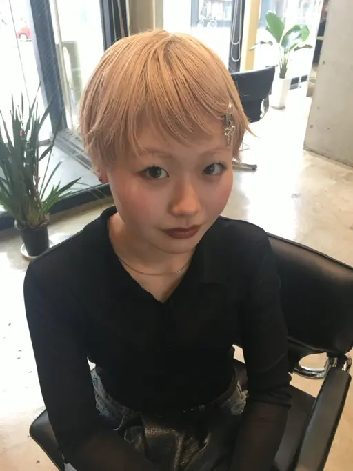short cut + treatment 【日曜日20時​〜​のみのご案内となります🙇🏼‍♀️】