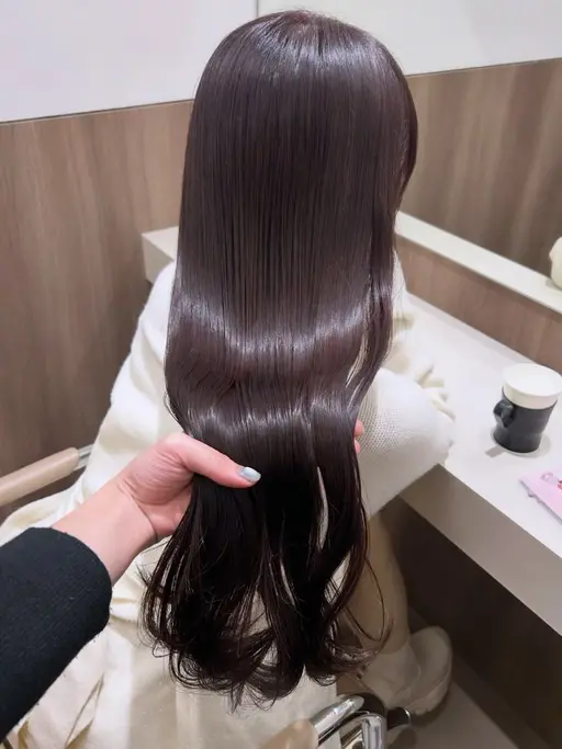 【今だけ限定⭐️✨💫】 👩🏼❤️👩🏼地毛風うるつや縮毛矯正➕極上Aujuaトリートメント💞🎀✨