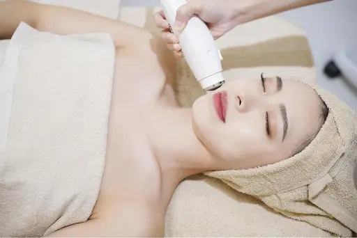 人気No.1クーポン🌼美容鍼+高出力RF小顔フェイシャル✨お顔の鍼とRFを組み合わせた最強小顔施術🔥