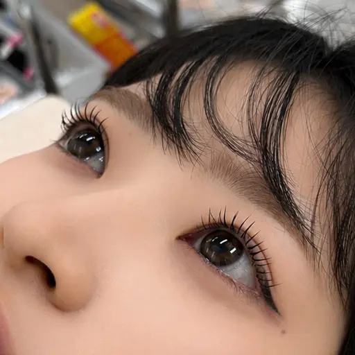⭐️まつ毛パーマ　上のみ　レッスンモデル《お時間1時間半程頂いております》