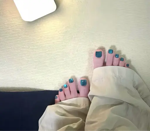 フット　ワンカラー&マグネットネイル6980➡️2980