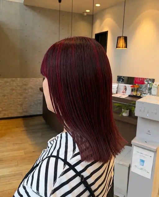 【🎇8月限定クーポン🎇】ハイライト🩶✖️カット✂️✖️トリートメント✨