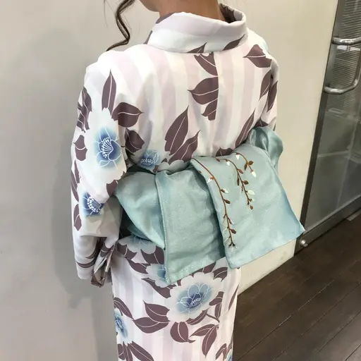 浴衣の着付け+ヘアセット(女性限定)