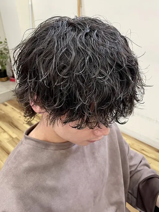 【9月20日まで❗️❗️】メンズカット✂️+選べるパーマ🧑🦱