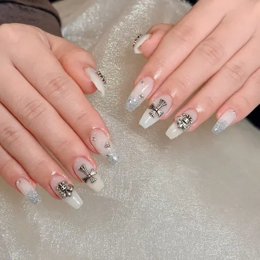 【ジェルオフ無料】💅90分🌸持ち込みデザイン+つけ放題
