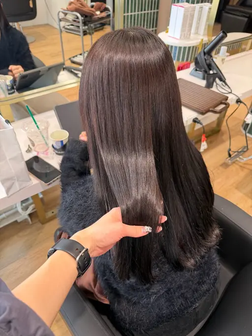 【平日限定】カット➕カラー➕保湿トリートメント🍒