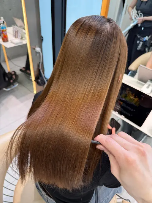 【🌈先着順🌈】カット➕巻ける美髪縮毛矯正➕内部補修トリートメント 《☔️梅雨にピッタリの大人気メニュー☔️》