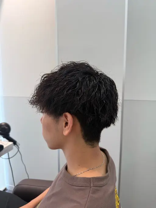 メンズパーマ+カット+2STEPトリートメント（波巻きパーマ不可、ツイスト+1000円）