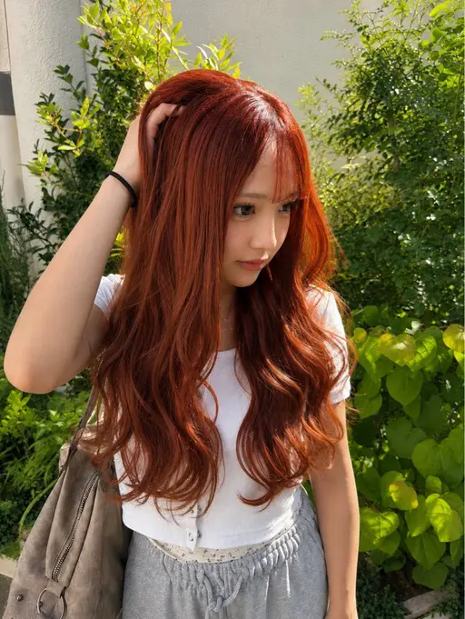u24 夏限定メニュー✨️全頭ブリーチ(鎖骨下​〜​胸上)＆カラー＆3steptreatment👱‍♀️