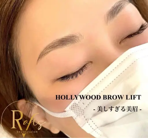 "メイクが楽に！最強美眉へ" ナチュラルな仕上がり✨️ハリウッドブロウリフト【誰でも簡単眉メイク伝授！】
