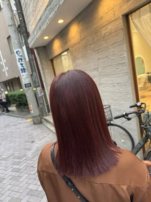 イルミナorアディクシーカラーで透明感UP✨人気のメーカー2種類を使用してます💕※肩下ロング料金+1100円