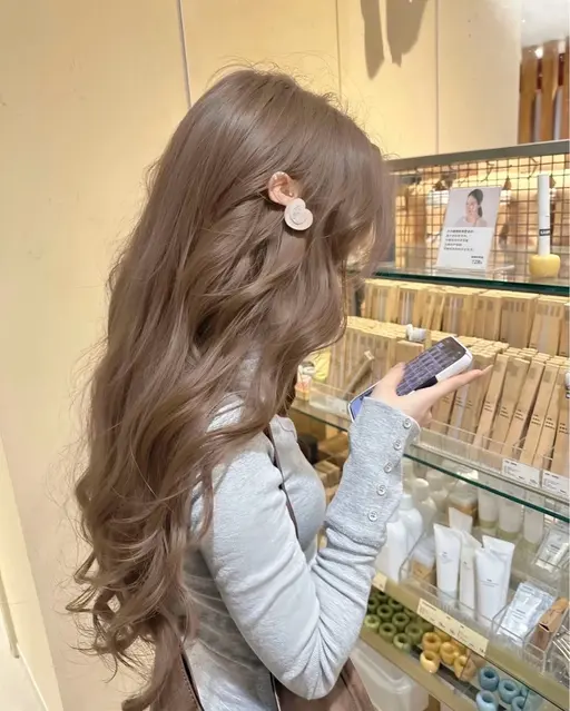 ブリーチリタッチ➕うる艶カラー☘️