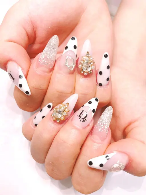 3月価格❣️ご新規様💅スカルプアート２本つけ放題コース💕カラーも3色えらべます🎉