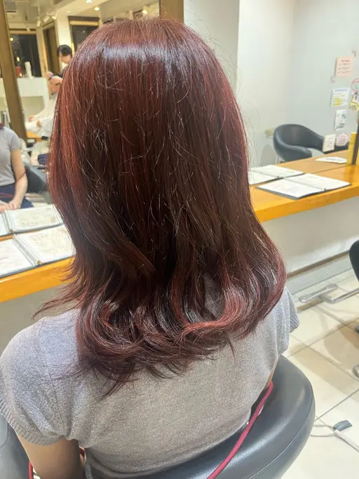 ✨️ワンカラー✨️+UVケアの洗い流さないトリートメント付き💄(お風呂上がりにつけるアウトバス)