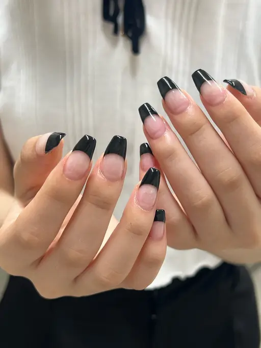 【オフあり】フレンチネイル(クリアベース)