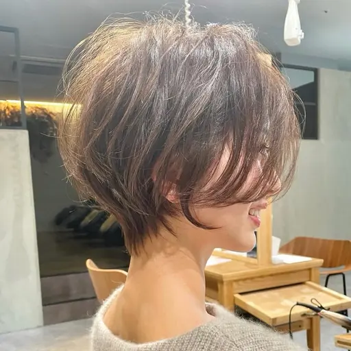 〖 平日朝限定メニュー☀ 〗似合わせショート+リペアトリートメント✂️✨※3cm以上カット必須