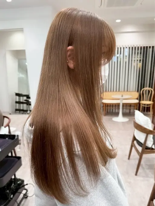 【当日1名限定】👱🏻‍♀️ケアブリーチ＋💇🏻‍♀️前髪カット💇🏻‍♀️＋超音波アイロントリートメント✨