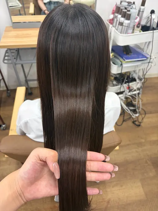＜女性限定＞サラツヤ縮毛矯正 ¥3300 カット不可