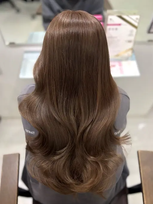 【🚨❗️10日間限定❗️🚨】🩵ハイトーンデビューなら🩵カット✂️+ブリーチありダブルカラー+選べるトリートメント