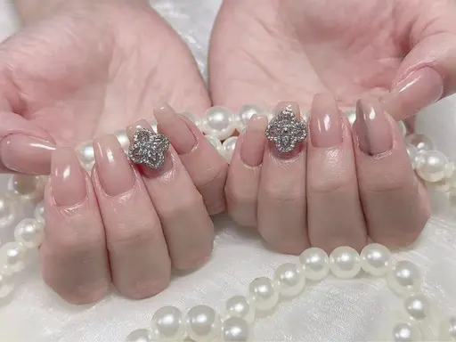 マグネットネイル➕大きいパーツ(2つ)。3580