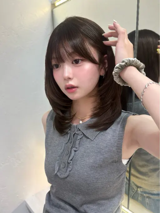 【U24限定】🩶ミディアムカット➕艶々トリートメント付🩶